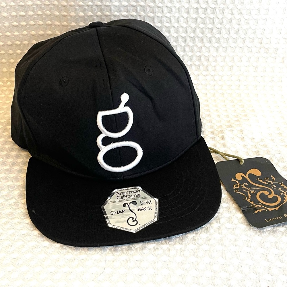 GRASSROOTS CALIFORNIA Snapback Hat - Black with White "G" Logo  S/M Rare‎ Stash